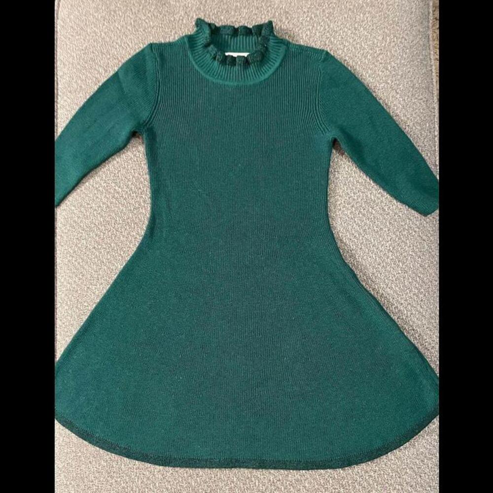 Girls size 5t knit dress-NEW
